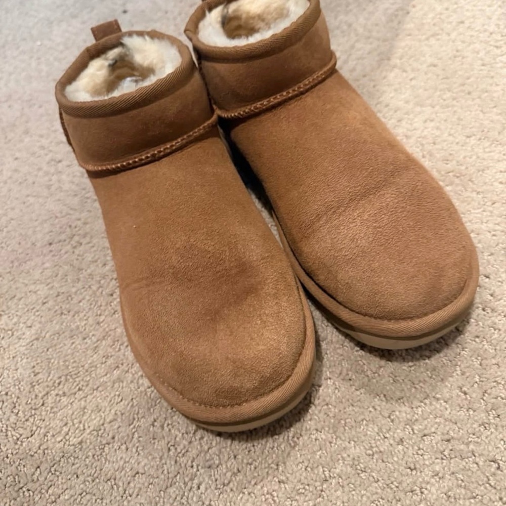 Ultra mini Uggs!